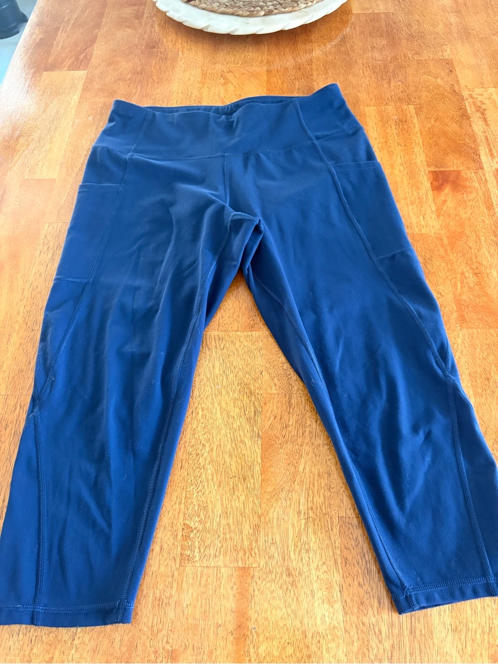 Women's Blue Performance Capri Leggings